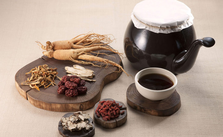 Bài thuốc Đông y điều trị bệnh viêm tai ứ dịch được tin dùng