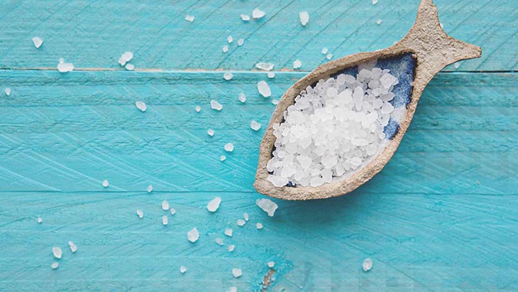 Súc miệng bằng nước muối hàng ngày ngăn ngừa sự phát triển của tác nhân gây bệnh
