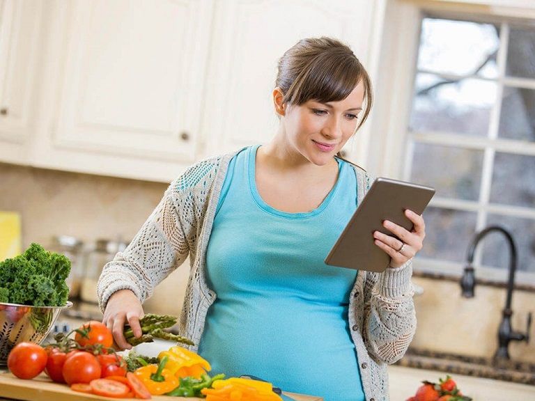 Khi mắc bệnh viêm đại tràng nên lắng nghe những lời khuyên từ chuyên gia