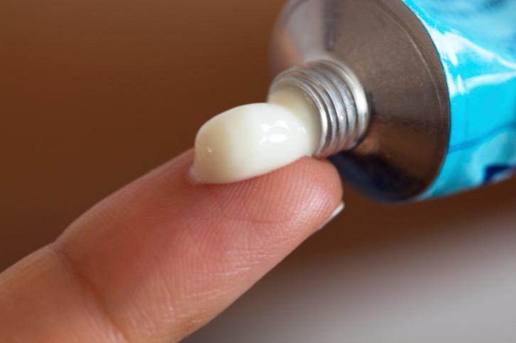 Ngứa vùng kín nam giới nên bôi thuốc gì