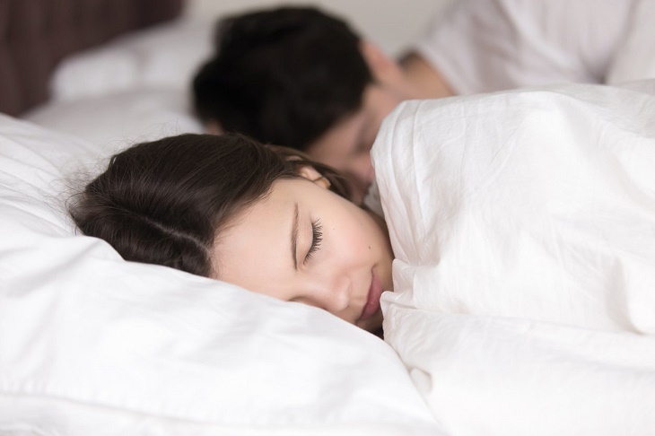 Vợ chồng hạnh phúc hay không một phần nhờ vào "chuyện ấy"