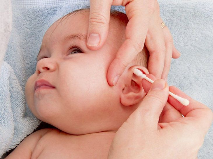 Cách chữa viêm tai giữa cho trẻ bằng sáp ong có thật sự hiệu quả?