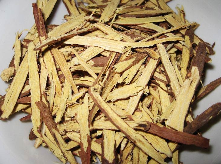 Vài lát cam thảo giúp bạn có 1 giấc ngủ ngon Vài lát cam thảo giúp bạn có 1 giấc ngủ ngon