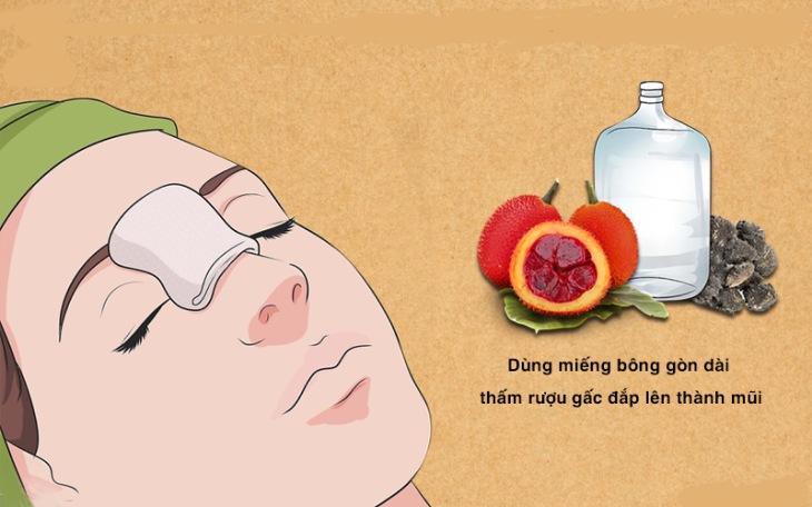 Người bệnh cần cẩn trọng, thực hiện đúng các lưu ý khi dùng rượu gấc chữa viêm mũi dị ứng.