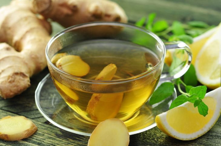 Uống trà gừng có tác dụng trị mất ngủ ban đêm