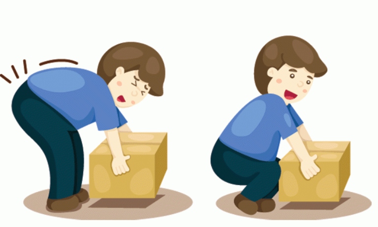 Không làm việc nặng, chú ý khi bê vác để ngăn ngừa bệnh thoái hóa tiến triển nặng