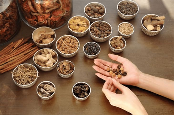 Sơ can Bình vị tán là bài thuốc Đông y được bào chế từ thảo dược tự nhiên có hiệu quả chữa bệnh tuyệt hảo