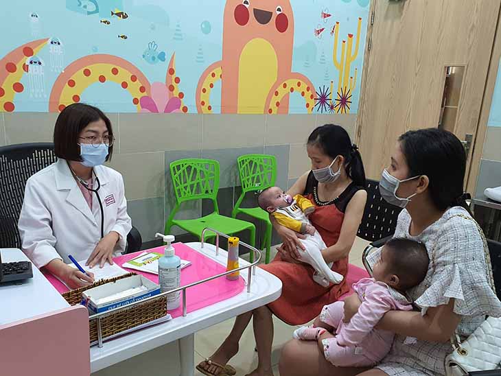 Trẻ sơ sinh có nguy cơ cao mắc các bệnh về tai mũi họng nói chung