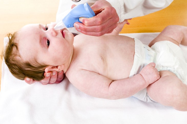 Vệ sinh đồng thời cả ba bộ phận tai - mũi - họng để đảm bảo sức khỏe đường hô hấp