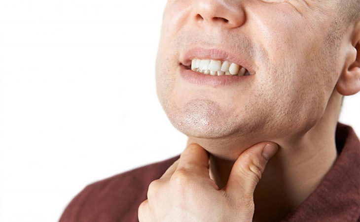 Tiếp xúc với người mắc bệnh tăng nguy cơ lây nhiễm bệnh viêm họng