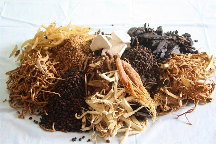 Thuốc Đông y trị viêm tai giữa cấp ở trẻ em