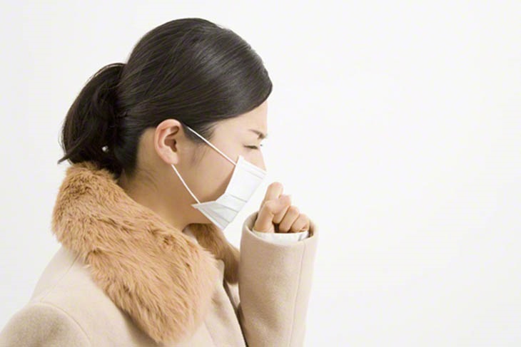 Viêm xoang gây ho là tình trạng thường gặp, khởi phát do vi khuẩn, virus hoặc các tác nhân gây kích thích