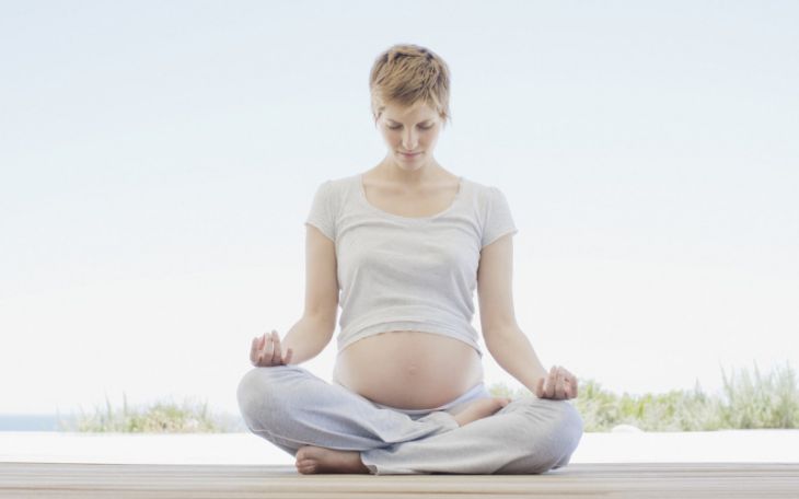 Thường xuyên luyện tập thể dục, yoga giúp cải thiện giấc ngủ