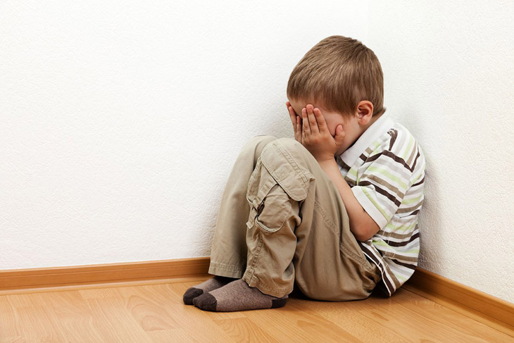 Khi trẻ khó ngủ có thể là biểu hiện sớm của rối loạn tâm lý, trầm cảm