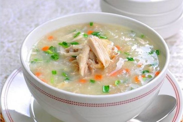 Chế độ ăn của người bị xuất huyết dạ dày nên sử dụng các món ăn mềm và dễ tiêu hóa như cháo