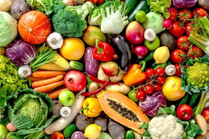 Hoa quả tươi rất tốt cho người bị ợ chua
