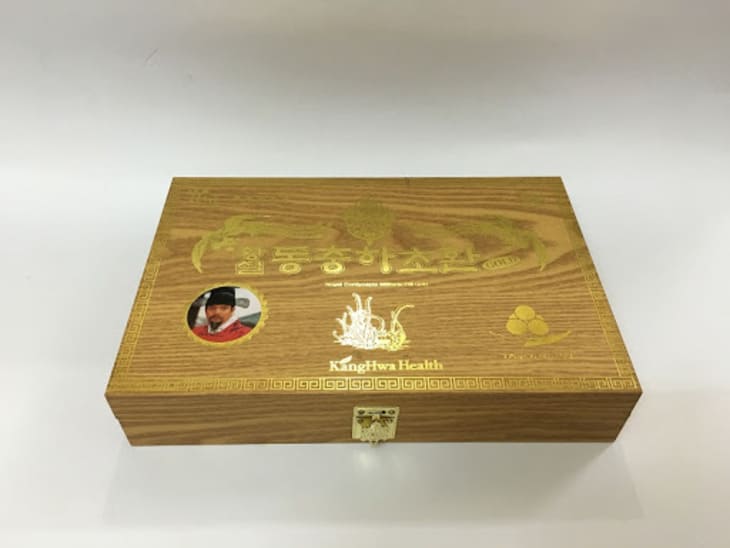 Viên uống Royal Cordyceps Militaris Pill Gold Kanghwa sản phẩm hàng đầu được nhiều phụ nữ Hàn Quốc tin dùng Viên uống Royal Cordyceps Militaris Pill Gold Kanghwa sản phẩm hàng đầu được nhiều phụ nữ Hàn Quốc tin dùng