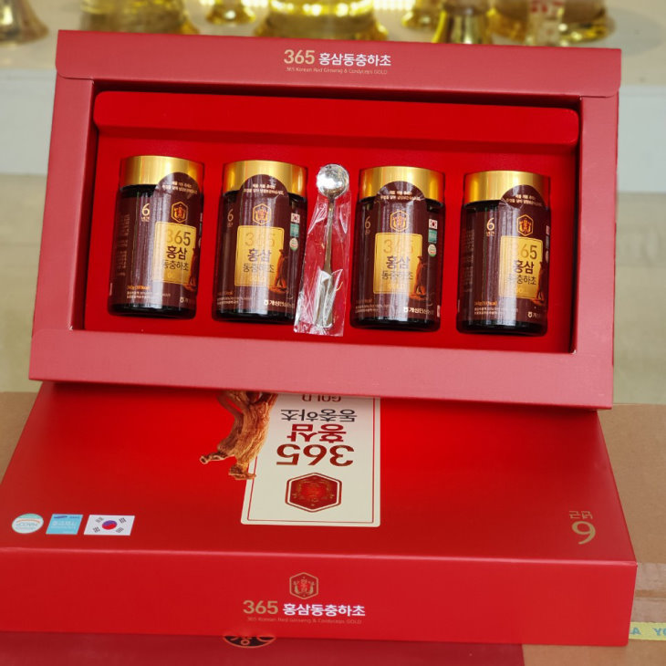 Cao linh chi đông trùng hạ thảo 365 - sản phẩm nổi tiếng tại Hàn Quốc Cao linh chi đông trùng hạ thảo 365 - sản phẩm nổi tiếng tại Hàn Quốc