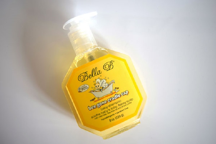 Bella B Bee Gone Cradle Cap - dầu gội trị viêm da tiết bã nhờn Bella B Bee Gone Cradle Cap - dầu gội trị viêm da tiết bã nhờn