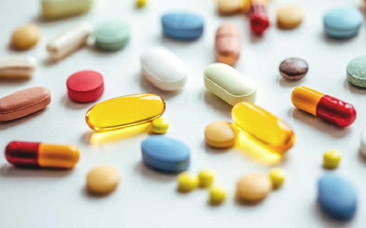 Nhóm thuốc ức chế miễn dịch có tác dụng hạn chế khả năng hoạt động của các tế bào bạch cầu