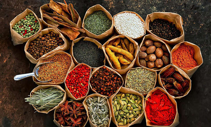 Vương Gút Khang được bào chế từ các loại thảo dược thiên nhiên Vương Gút Khang được bào chế từ các loại thảo dược thiên nhiên