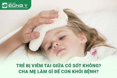 tre-bi-viem-tai-giua-co-sot-khong