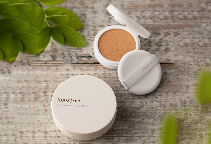 Innisfree Long Wear với khả năng kiềm dầu được đánh giá rất cao
