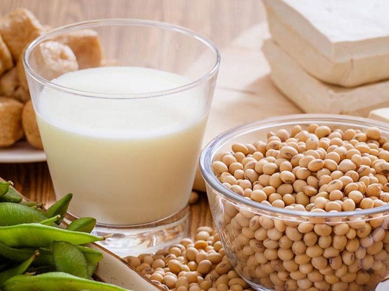 Người bệnh viêm đại tràng cũng có thể uống sữa đậu nành