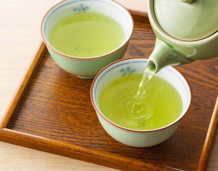 Trà xanh giàu chất chống oxy hóa tốt cho người phong ngứa