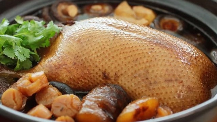 Vịt cỏ hầm cách thủy là món ăn bổ dưỡng cho nam