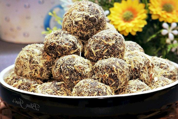 Sử dụng ô mai, sài đất, húng chanh giúp trị khỏi triệu chứng bệnh