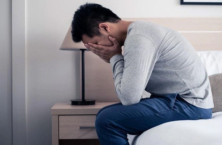 Nam giới nên đi khám khi liệt dương gây ảnh hưởng tâm lý
