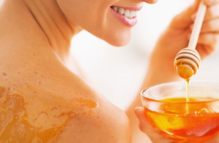 Dùng mật ong chữa viêm da tại nhà