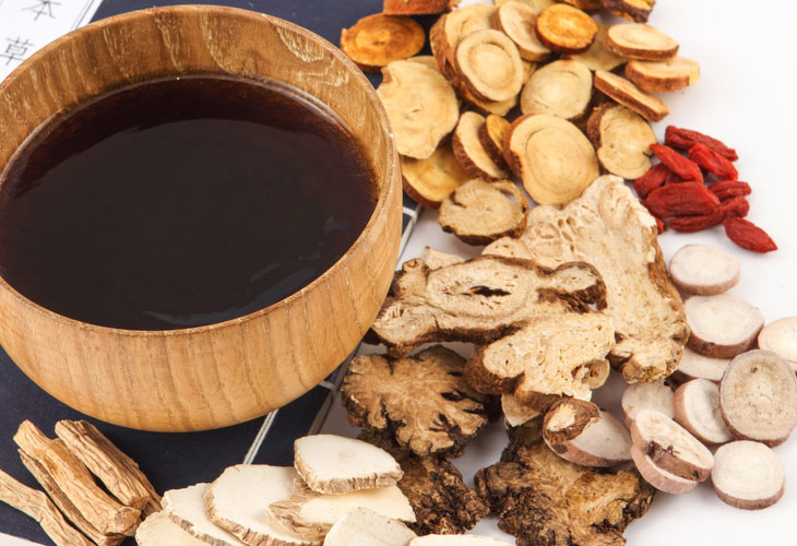 bát thuốc nam và các nguyên liệu