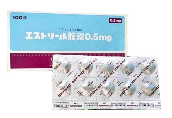 Estoril là sản phẩm dạng đặt giúp loại bỏ cặn bẩn âm đạo Estoril là sản phẩm dạng đặt giúp loại bỏ cặn bẩn âm đạo