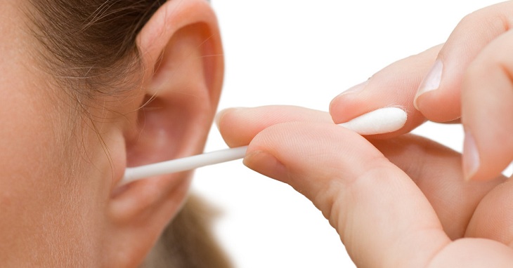 Vệ sinh tai đúng cách để phòng ngừa viêm tai giữa Vệ sinh tai đúng cách để phòng ngừa viêm tai giữa