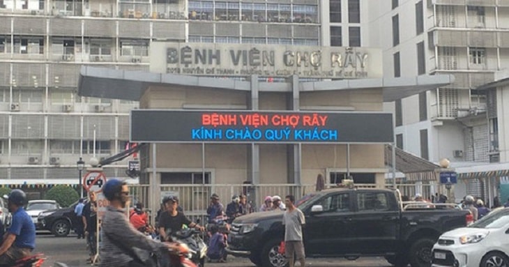 Bệnh viện Chợ Rẫy là bệnh viện tuyến cao nhất của khu vực miền Nam