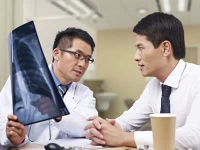 Phòng khám Đa khoa Tứ Hải, với đội ngũ bác sĩ có chuyên môn tốt, cung cấp nhiều dịch vụ khám và chữa trị bệnh cho cộng đồng.