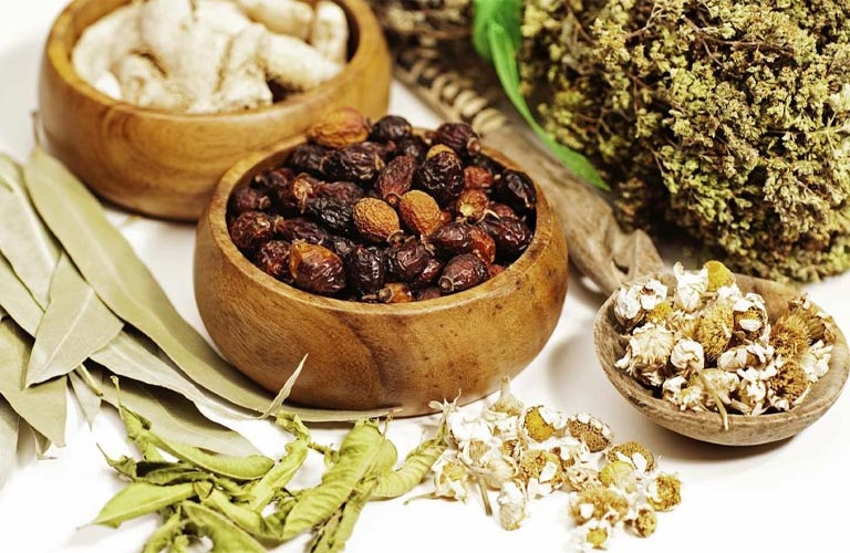 Đông y trị bệnh tập trung vào căn nguyên, an toàn và hiệu quả sâu