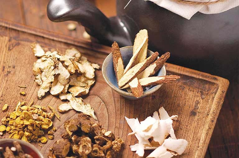 Cách chữa bệnh á sừng bằng thuốc Đông y khá an toàn