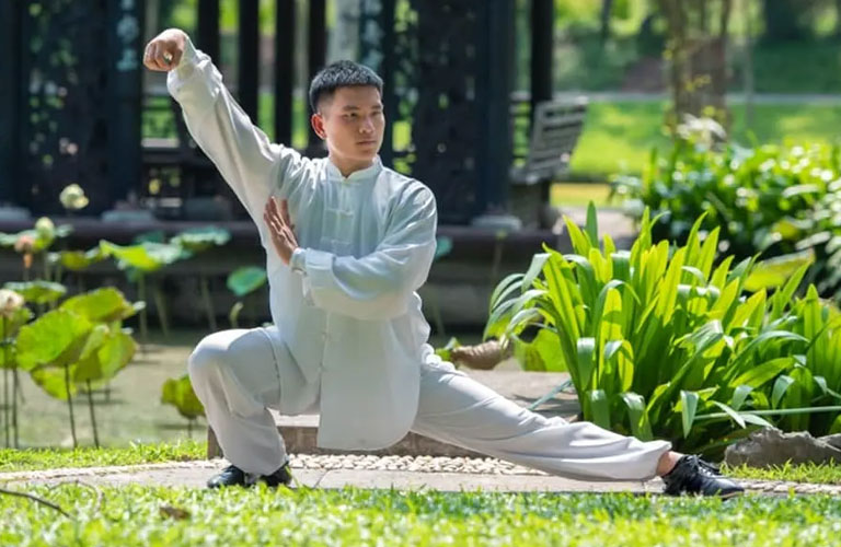 thay-do-duc-ngoc-khi-cong-y-dao