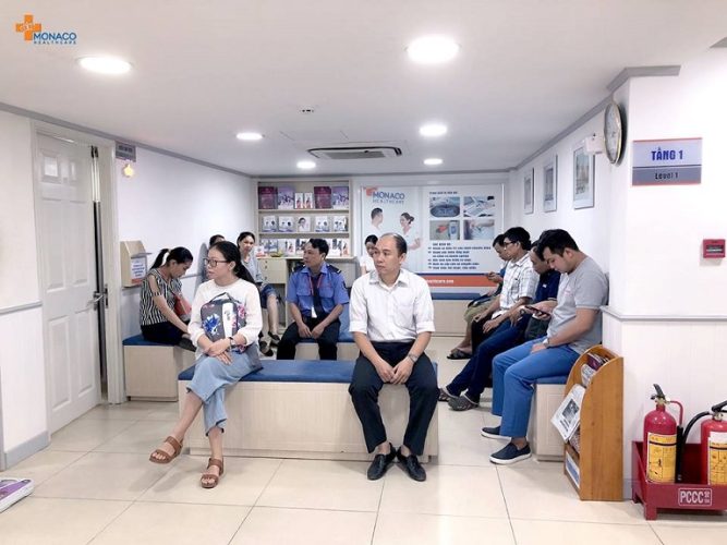 Khu vực phòng chờ sạch sẽ, thoáng mát