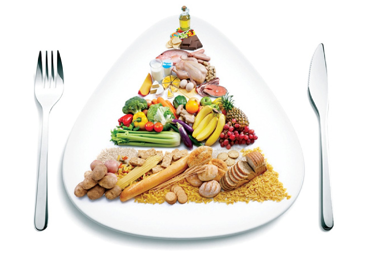 Chế độ ăn uống dinh dưỡng là cách giúp bé phòng bệnh hiệu quả