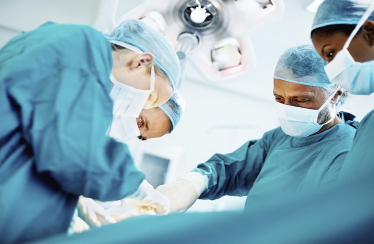 Với bệnh nhân viêm xoang mạn tính, phẫu thuật là giải pháp tối ưu