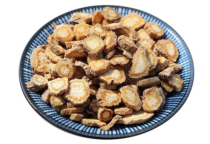 Phòng phong thường dùng để giảm các triệu chứng chảy nước mũi, đau đầu