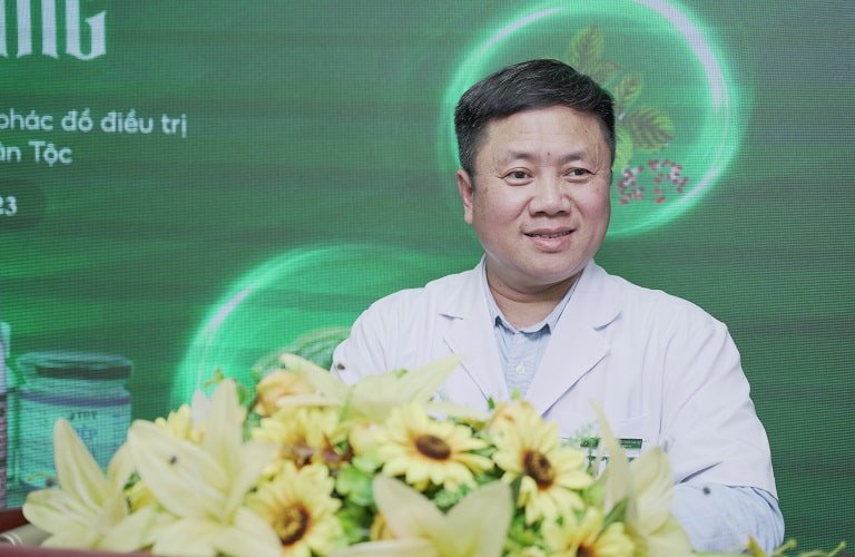 Lương Y Phùng Hải Đăng đã giúp hàng ngàn bệnh nhân cải thiện sức khỏe tổng thể